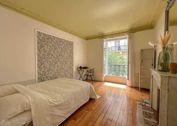 Flexliving - Whole Flat - Bachaumont Apartman *